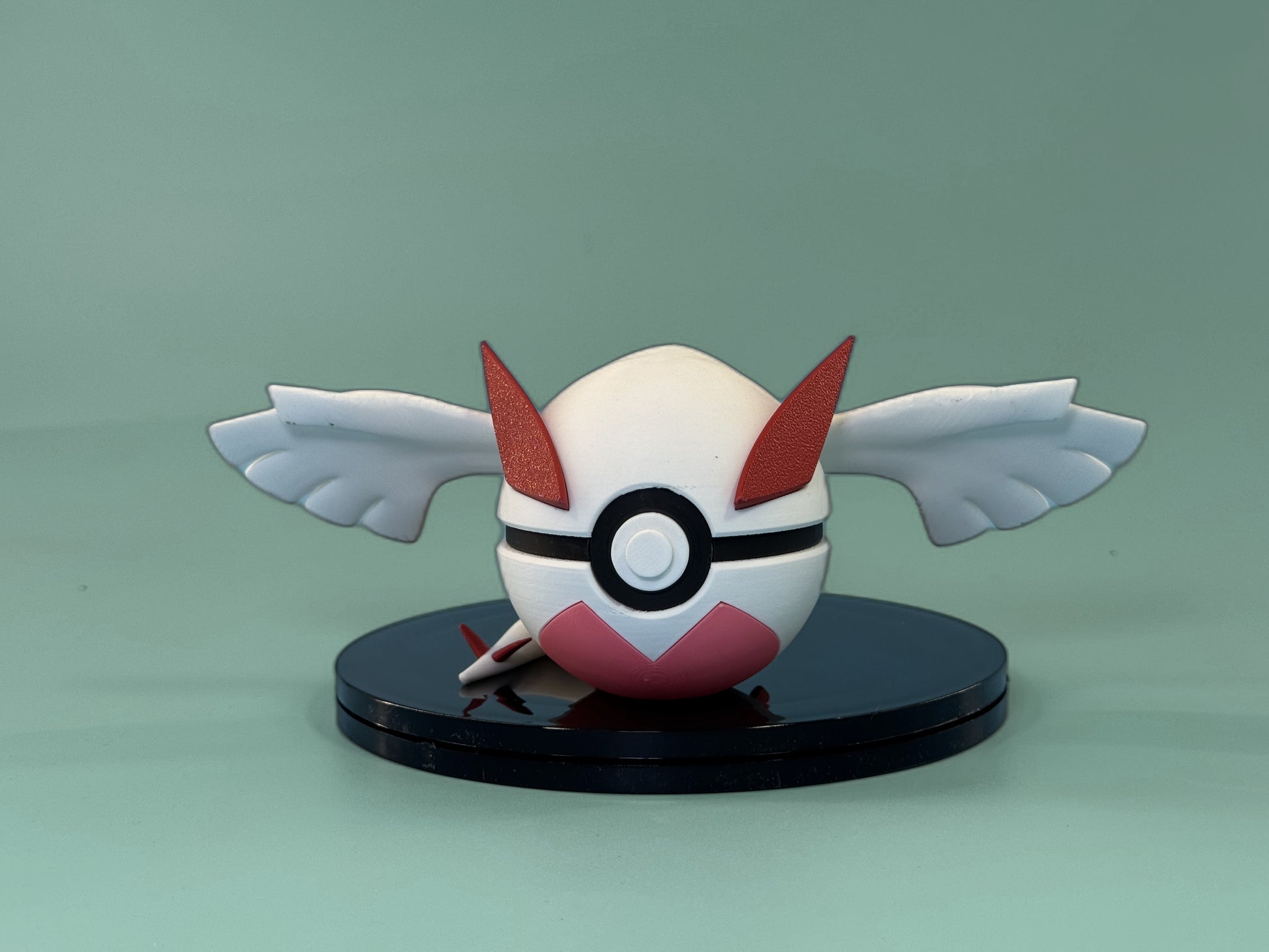 shiny:Lugia Inspired Ball