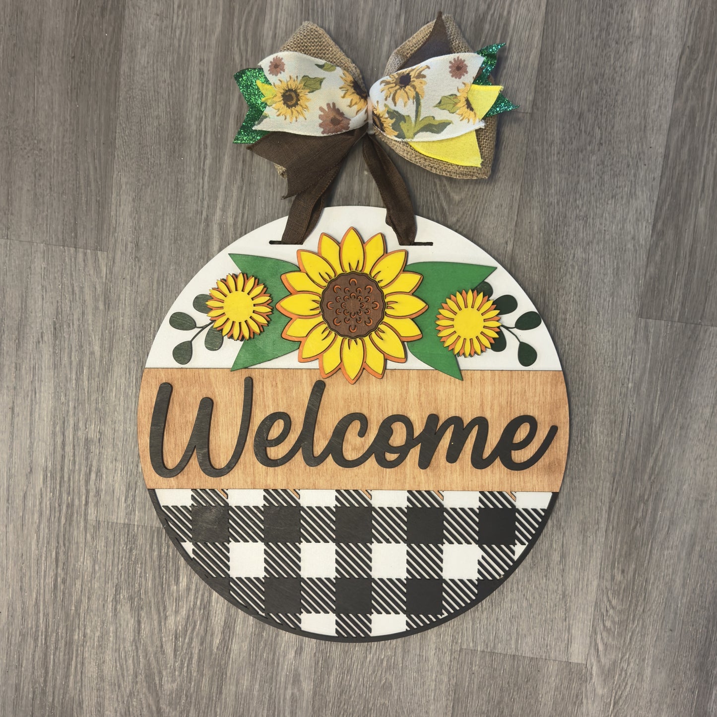 "Welcome" with Sunflowers Round Sign